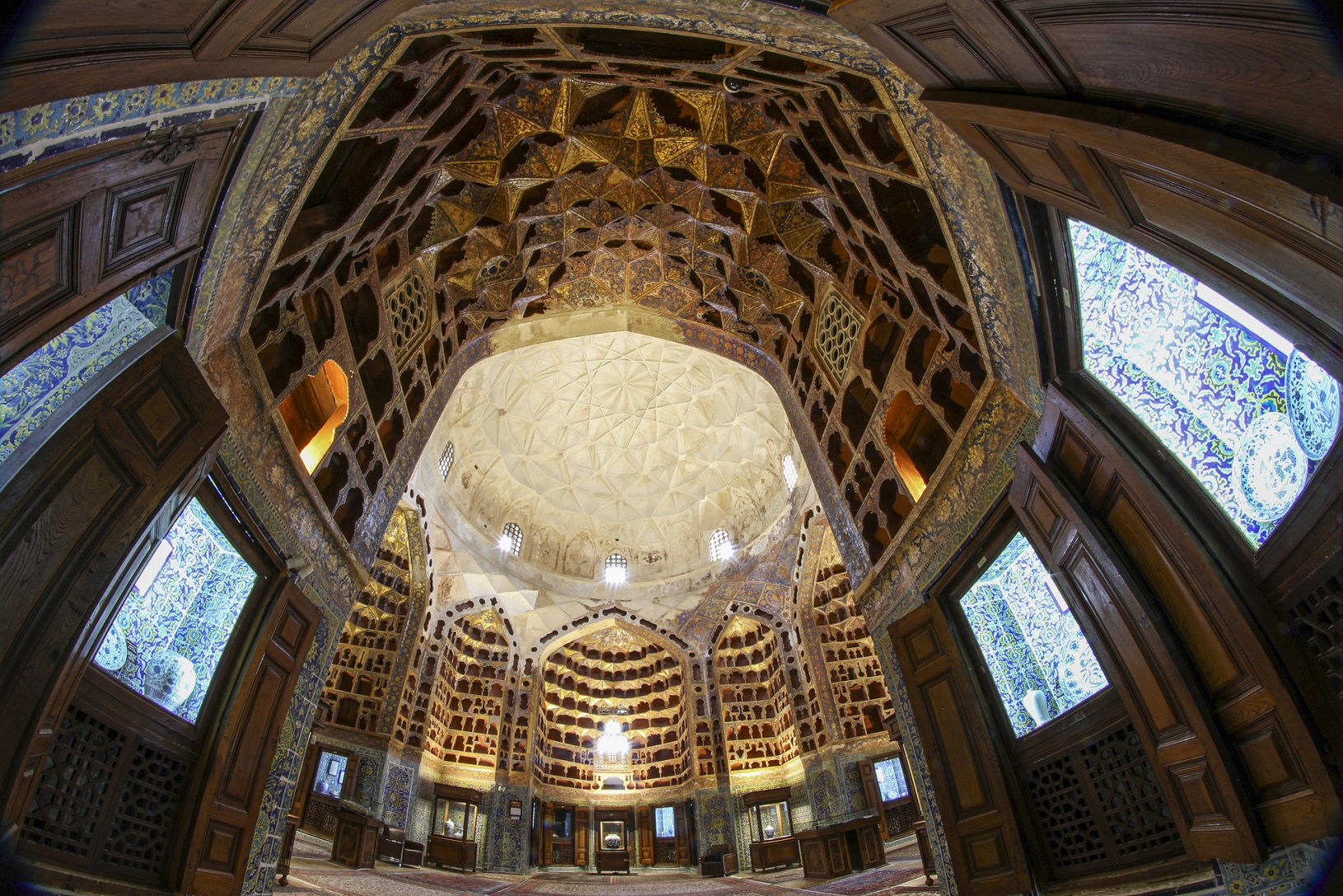 چینی‌خانه، موزه‌ای تمام عیار در دل بنای تاریخی/هدایای امپراطور چین به شاه عباس صفوی